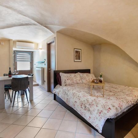 Le Volte Apartamento Pisogne Quarto foto